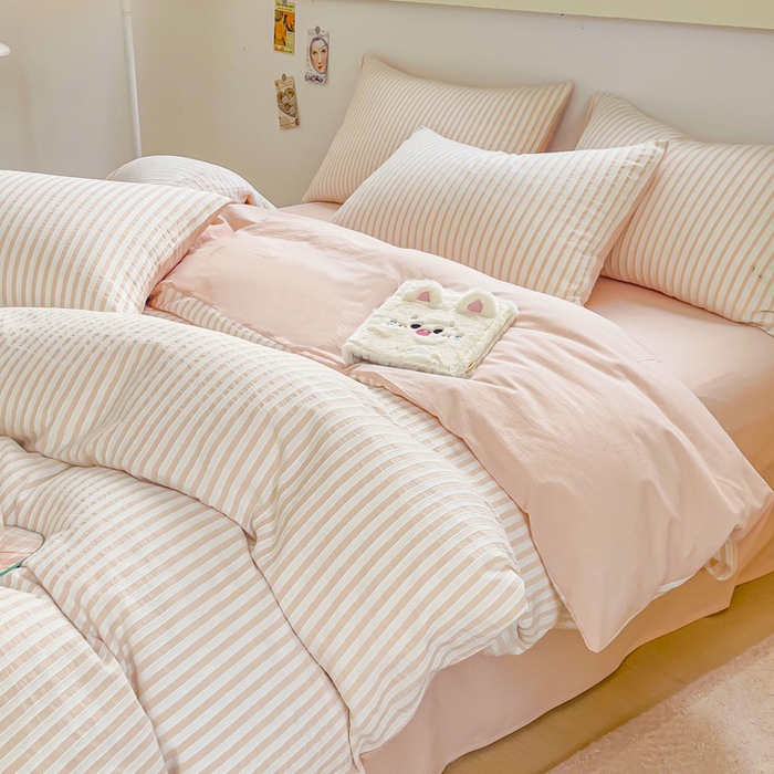 91家纺网 家纺一手货源 找家纺 千朵 2023新款全棉色织条纹四件套 色织条纹粉玉