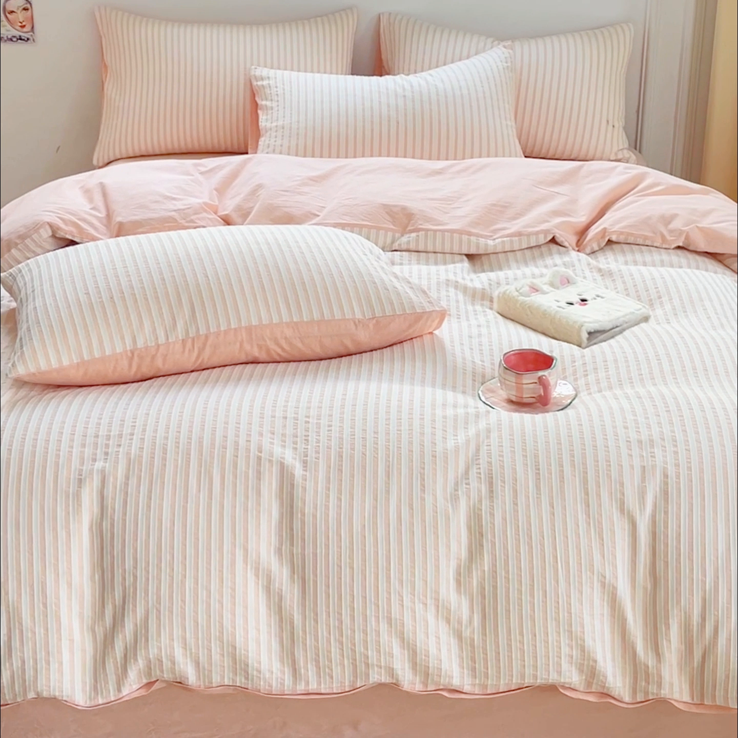 91家纺网 家纺一手货源 找家纺 千朵 2023新款全棉色织条纹四件套 色织条纹粉玉