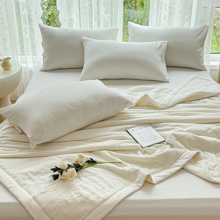 91家纺网 家纺一手货源 找家纺 千朵 2023新款A类全棉色织水洗棉夏被 锦瑟白