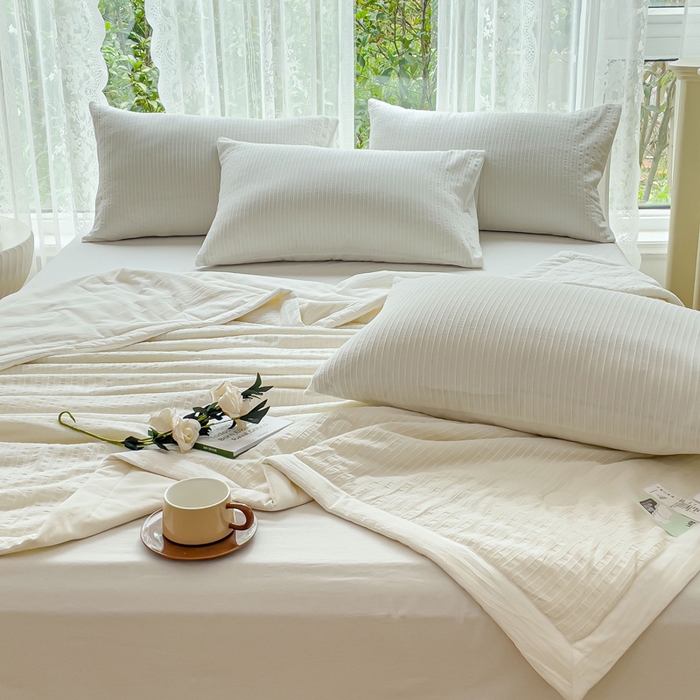 91家纺网 家纺一手货源 找家纺 千朵 2023新款A类全棉色织水洗棉夏被 锦瑟白