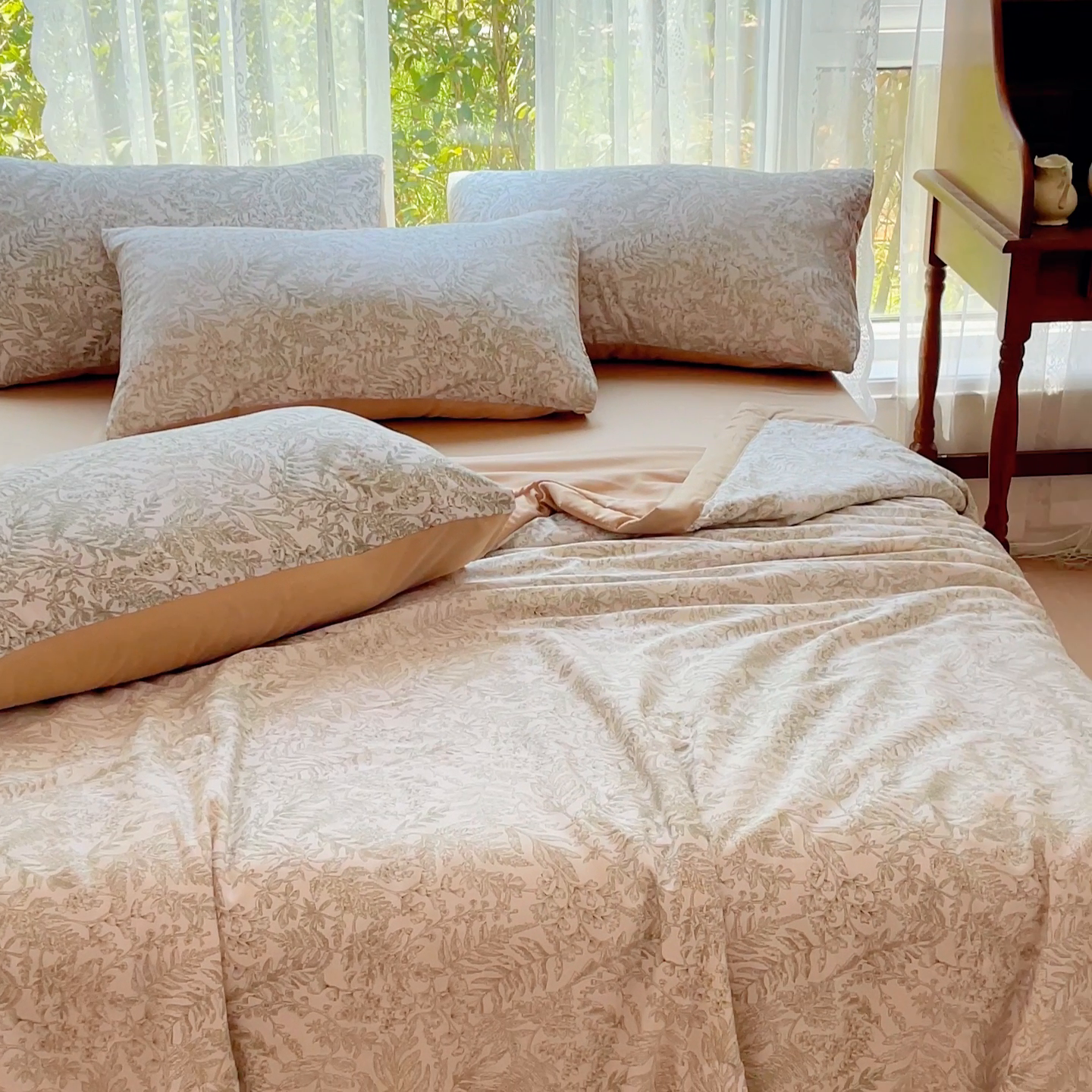 91家纺网 家纺一手货源 找家纺 千朵 2023新款冰激凌莱赛尔纤维系列夏被四件套 瑞莎绿