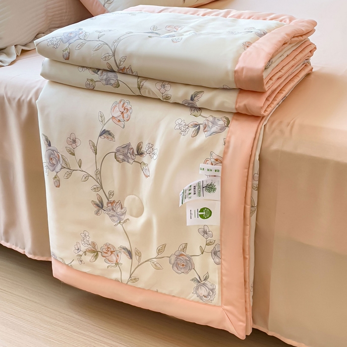 91家纺网 家纺一手货源 找家纺 千朵 2023新款冰激凌莱赛尔纤维系列夏被四件套 花之韵