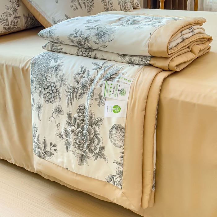 91家纺网 家纺一手货源 找家纺 千朵 2023新款冰激凌莱赛尔纤维系列夏被四件套 恋馨黑