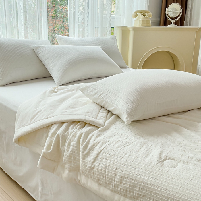 91家纺网 家纺一手货源 找家纺 千朵 2023新款A类全棉色织水洗棉夏被 锦瑟白