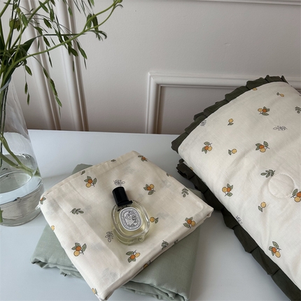 91家纺网 家纺一手货源 找家纺 （总）源启生活 2023春夏新品皱皱纱花边款双层纱夏被