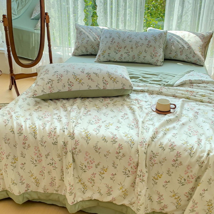 91家纺网 家纺一手货源 找家纺 千朵 2023新款冰激凌莱赛尔纤维系列夏被四件套 伊恬