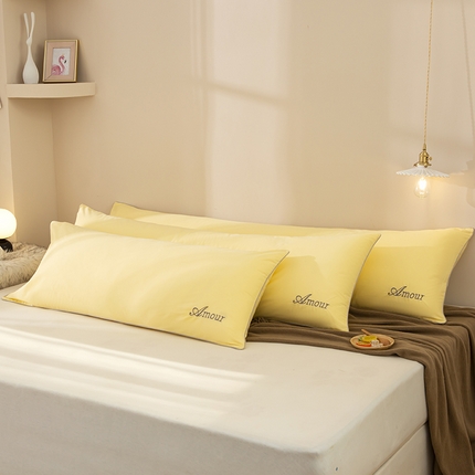91家纺网 家纺一手货源 找家纺 姝辰 2024新款40S色泽水洗棉简约刺绣双人三人长枕套 长枕套-柠檬黄