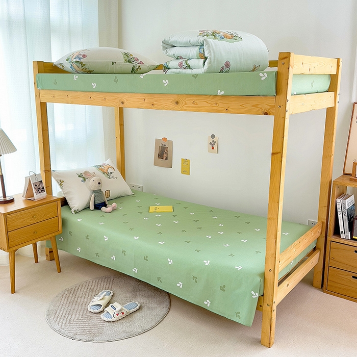 91家纺网 家纺一手货源 找家纺 芃成家纺 2023新款全棉13070卡通印花学生三件套 花园兔