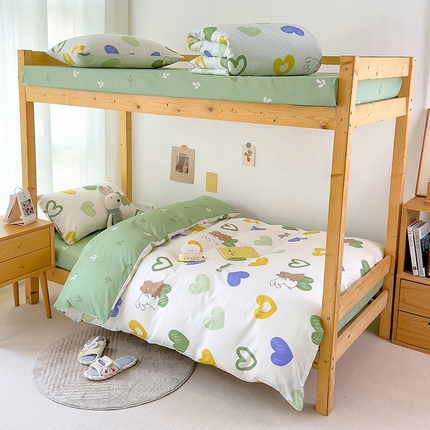 芃成家纺 2023新款全棉13070卡通印花学生三件套 两小无猜-绿