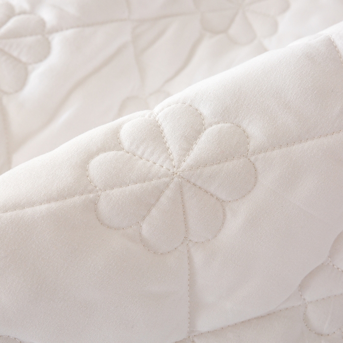 91家纺网 家纺一手货源 找家纺 恬澳家纺 2024新款A类夹棉原棉风枕套 四叶草-本白