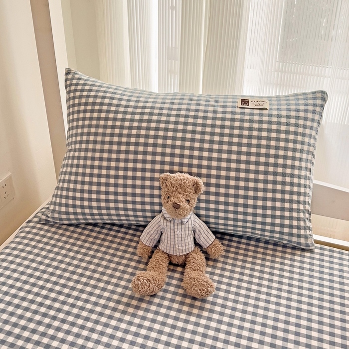 91家纺网 家纺一手货源 找家纺 喜居 2023新款全棉色织纯棉无印良品风纯色学生床笠 蓝小格