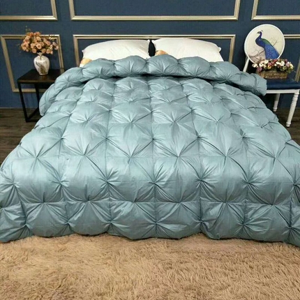 91家纺网 家纺一手货源 找家纺 御眠纺 2023新款柔赛丝扭花95羽绒被加厚冬被可定做斤数 冰蓝
