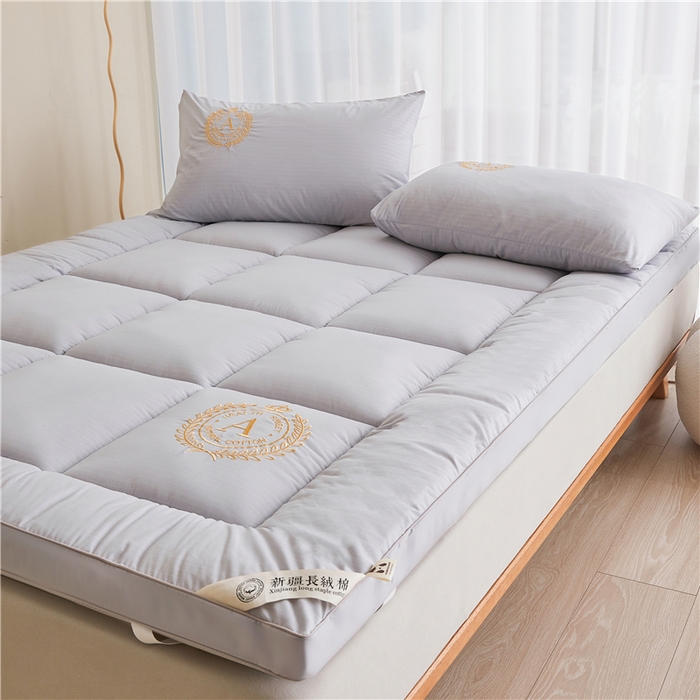 91家纺网 家纺一手货源 找家纺 美梦里A类刺绣新疆棉花五星级酒店大豆纤维软床垫床褥子 星辰灰6公分加厚