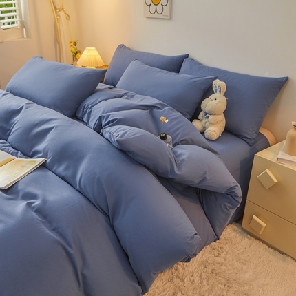 91家纺网 家纺一手货源 找家纺 邵依 2025新款水洗棉磨毛非全棉纯棉纯色素色四件套 深蓝色