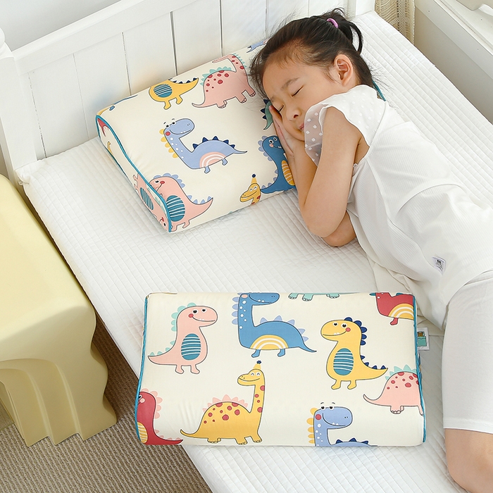 91家纺网 家纺一手货源 找家纺 良佐生活 2023新款A类全棉儿童乳胶枕头枕芯 恐龙战队