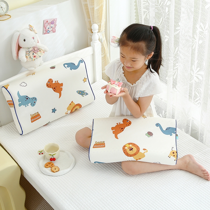 91家纺网 家纺一手货源 找家纺 良佐生活 2023新款A类全棉儿童乳胶枕头枕芯 丛林派对