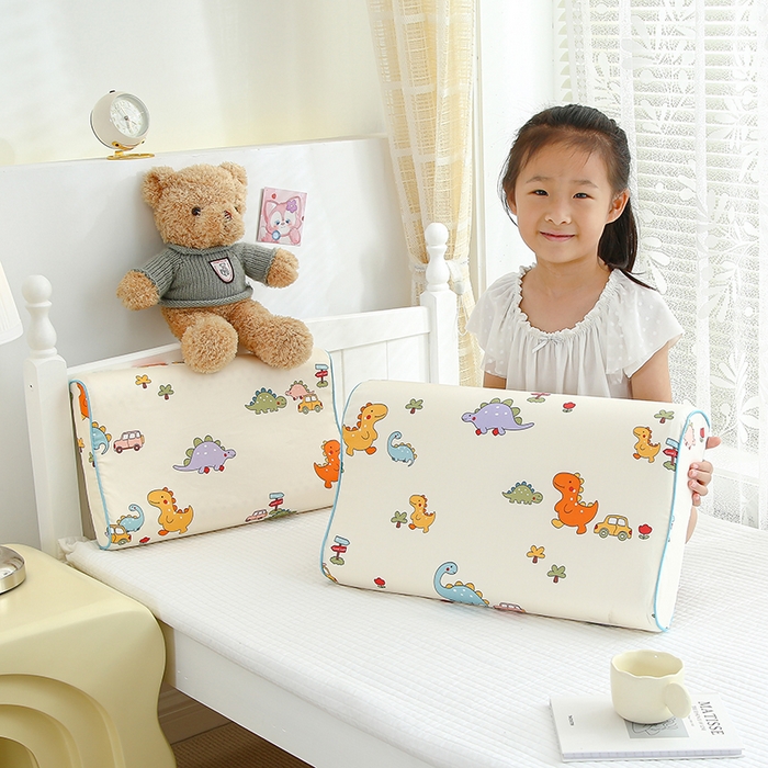 91家纺网 家纺一手货源 找家纺 良佐生活 2023新款A类全棉儿童乳胶枕头枕芯 恐龙家族