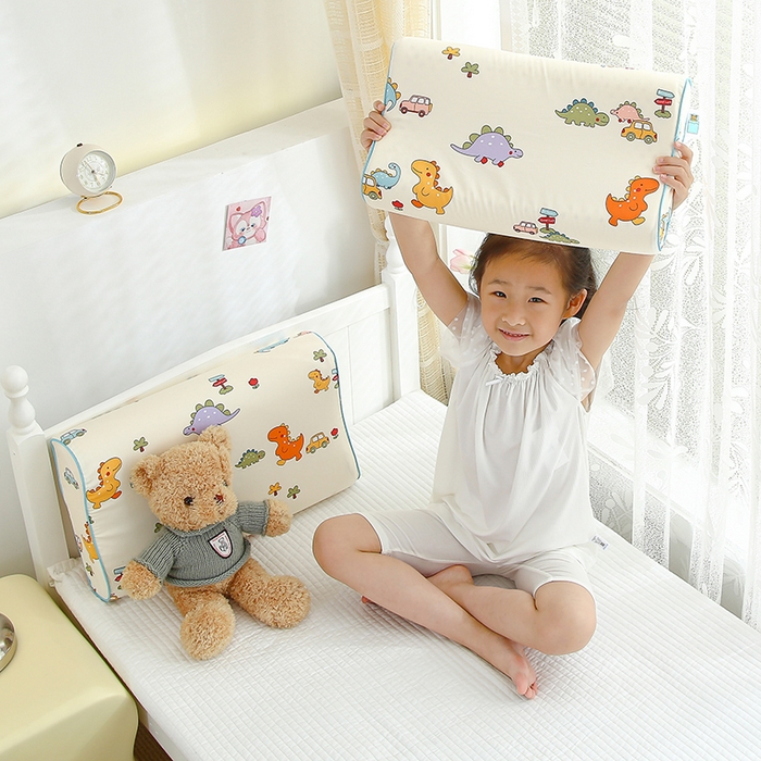 91家纺网 家纺一手货源 找家纺 良佐生活 2023新款A类全棉儿童乳胶枕头枕芯 恐龙家族