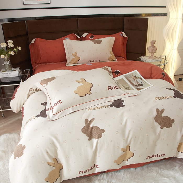 91家纺网 家纺一手货源 找家纺 启航家居 2025直播热款全棉精梳磨毛印花四件套-小资格调系列 乐奇-米