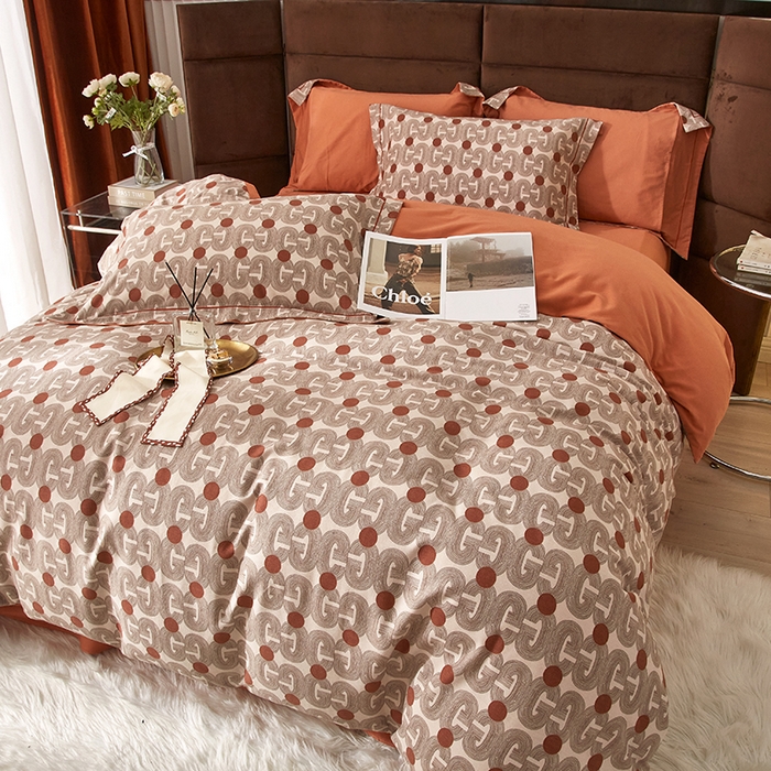 91家纺网 家纺一手货源 找家纺 启航家居 2025直播热款全棉精梳磨毛印花四件套-小资格调系列 拉斐尔红