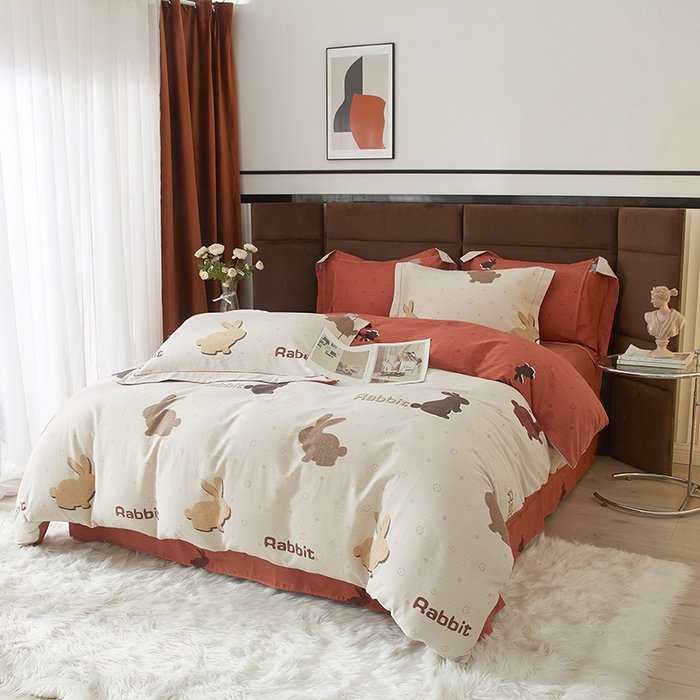 91家纺网 家纺一手货源 找家纺 启航家居 2025直播热款全棉精梳磨毛印花四件套-小资格调系列 乐奇-米