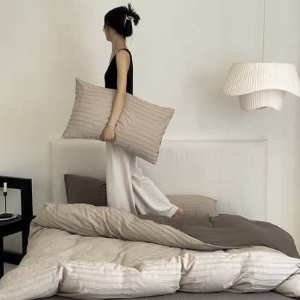 91家纺网 家纺一手货源 找家纺 例外Home 2023新款A类专版花型提花全棉四件套--垞寂系列 垞寂-卡其