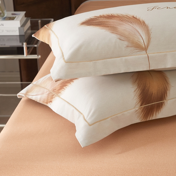 91家纺网 家纺一手货源 找家纺 启航家居 2025直播热款全棉精梳磨毛印花四件套-小资格调系列 凤羽-灰