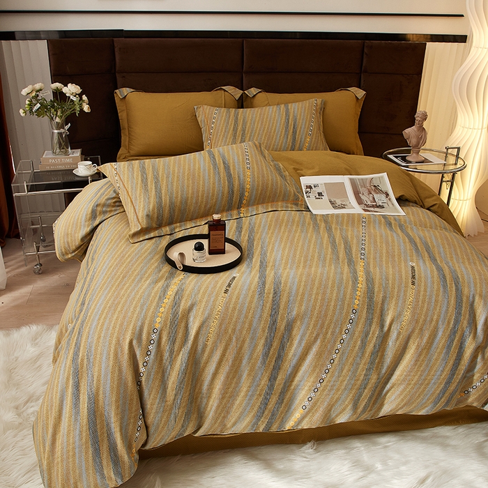 91家纺网 家纺一手货源 找家纺 启航家居 2025直播热款全棉精梳磨毛印花四件套-小资格调系列 华彩黄