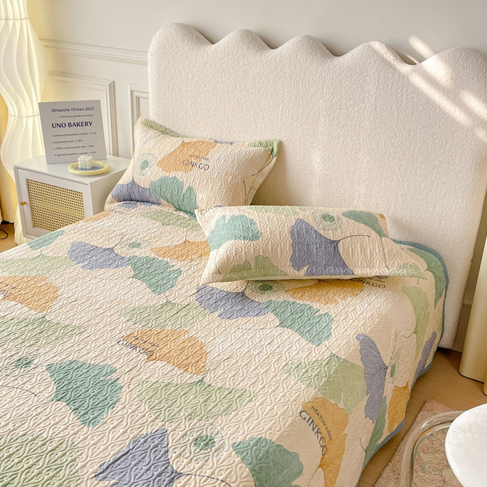 91家纺网 家纺一手货源 找家纺 40支全棉夹棉绗缝13372简约款印花多功能床盖夏被凉席 初秋银杏