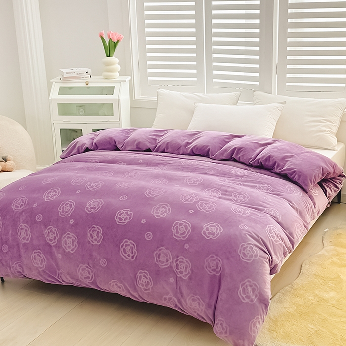 91家纺网 家纺一手货源 找家纺 新款全消光210克婴儿绒宝宝绒压花单被套定做定制尺寸 宝宝绒-紫山茶花