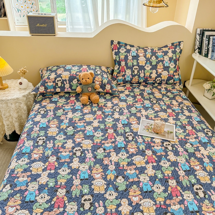 91家纺网 家纺一手货源 找家纺 40支全棉夹棉绗缝13372简约款印花多功能床盖夏被凉席 彼得一家