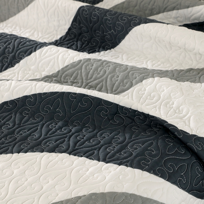 91家纺网 家纺一手货源 找家纺 40支全棉夹棉绗缝13372简约款印花多功能床盖夏被凉席 极简主义