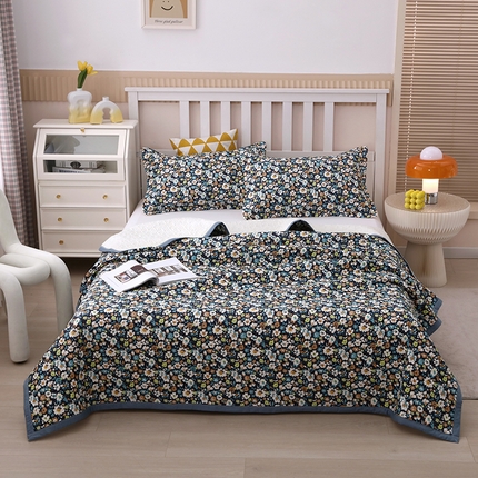 91家纺网 家纺一手货源 找家纺 总胜权40支A类全棉夹棉绗缝13372简约款印花多功能床盖夏被四季通用