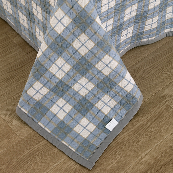 91家纺网 家纺一手货源 找家纺 40支全棉夹棉绗缝13372简约款印花多功能床盖夏被凉席 朗阁