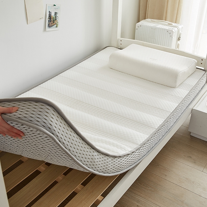 91家纺网 家纺一手货源 找家纺 锦丝钰床垫 开学季学生宿舍线条乳胶记忆海绵床垫 立体直线白色（6cm）