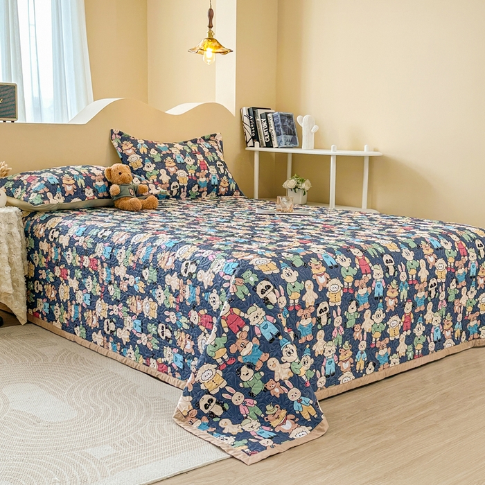 91家纺网 家纺一手货源 找家纺 40支全棉夹棉绗缝13372简约款印花多功能床盖夏被凉席 彼得一家