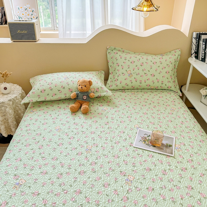 91家纺网 家纺一手货源 找家纺 40支全棉夹棉绗缝13372简约款印花多功能床盖夏被凉席 遇见美好