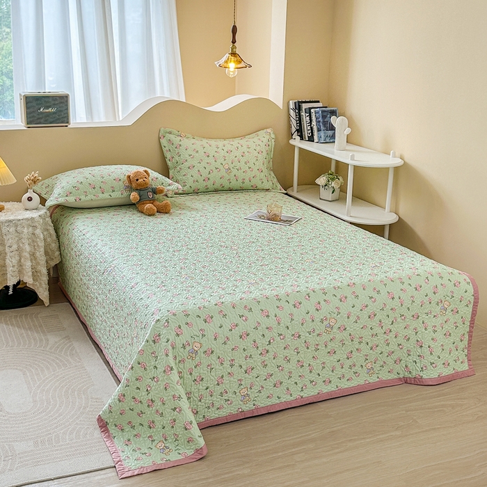 91家纺网 家纺一手货源 找家纺 40支全棉夹棉绗缝13372简约款印花多功能床盖夏被凉席 遇见美好