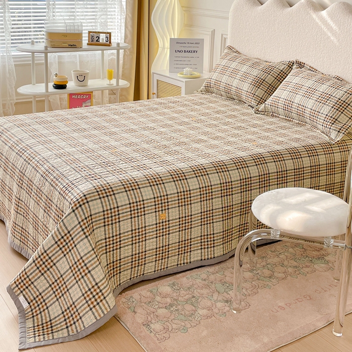 91家纺网 家纺一手货源 找家纺 40支全棉夹棉绗缝13372简约款印花多功能床盖夏被凉席 切尔西