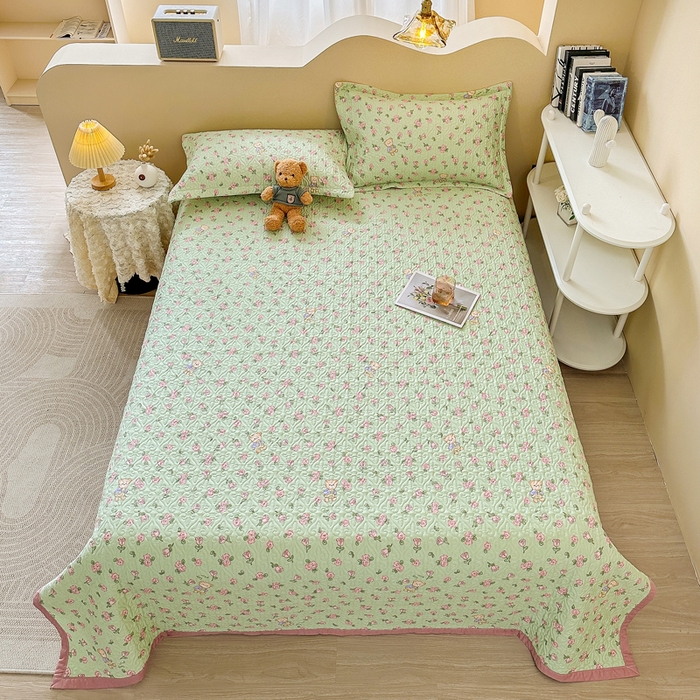 91家纺网 家纺一手货源 找家纺 40支全棉夹棉绗缝13372简约款印花多功能床盖夏被凉席 遇见美好