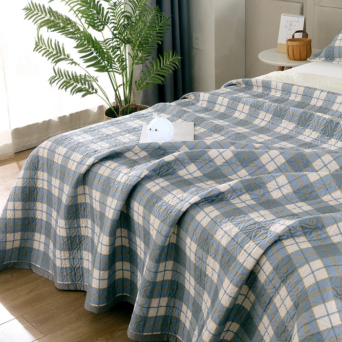 91家纺网 家纺一手货源 找家纺 40支全棉夹棉绗缝13372简约款印花多功能床盖夏被凉席 朗阁