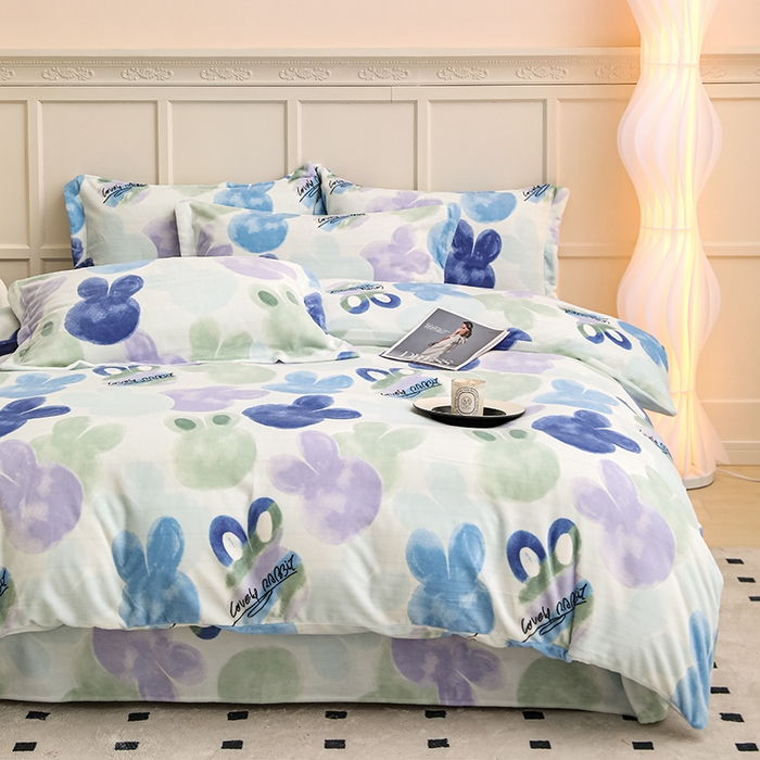 91家纺网 家纺一手货源 找家纺 新款230克高克重印花牛奶绒四件套定做定制尺寸 缤纷世界