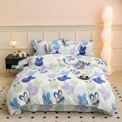 91家纺网 家纺一手货源 找家纺 （总）新款230克高克重印花牛奶绒四件套定做定制尺寸