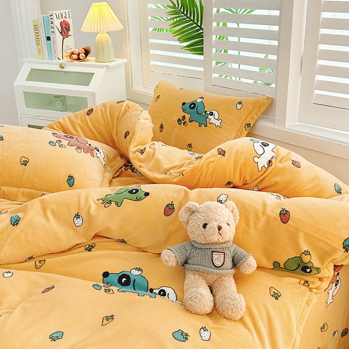 91家纺网 家纺一手货源 找家纺 新款230克高克重印花牛奶绒四件套定做定制尺寸 皮皮狗