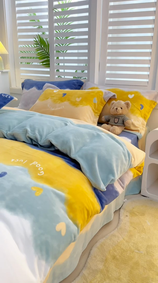 91家纺网 家纺一手货源 找家纺 新款230克高克重印花牛奶绒四件套定做定制尺寸 畅想