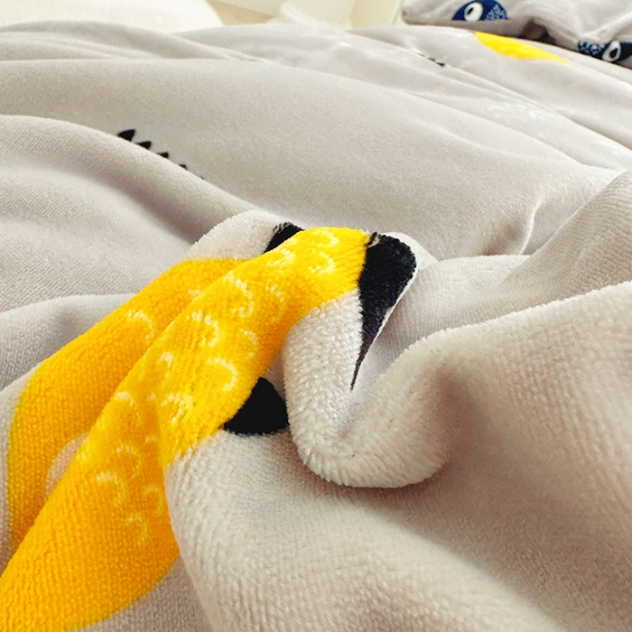 91家纺网 家纺一手货源 找家纺 新款230克高克重印花牛奶绒单被套定制定做尺寸 开心鱼