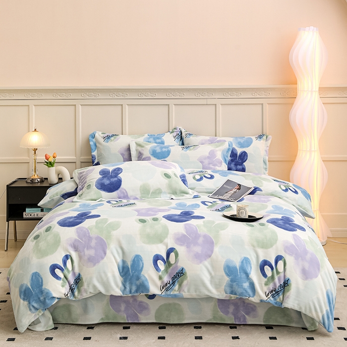 91家纺网 家纺一手货源 找家纺 新款230克高克重印花牛奶绒四件套定做定制尺寸 缤纷世界