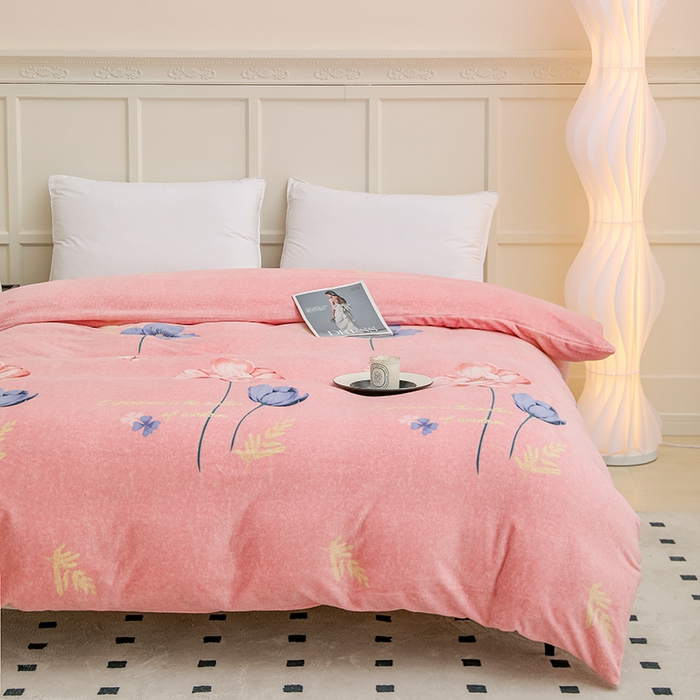 91家纺网 家纺一手货源 找家纺 新款230克高克重印花牛奶绒单被套定制定做尺寸 花开那年