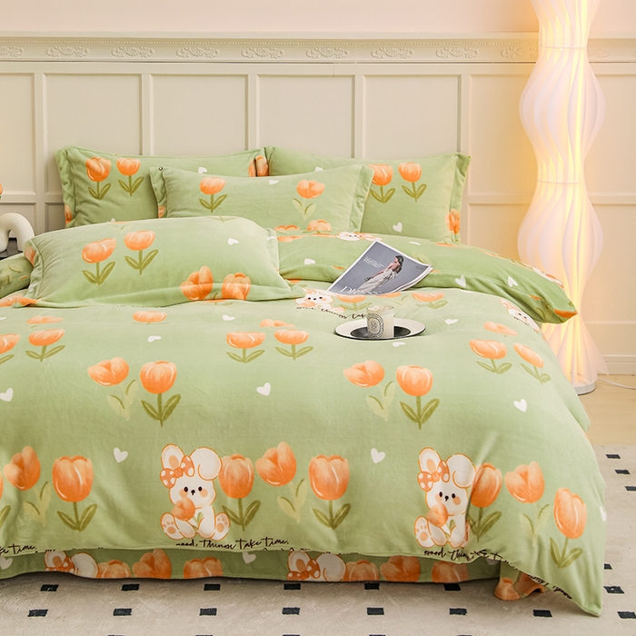 91家纺网 家纺一手货源 找家纺 新款230克高克重印花牛奶绒四件套定做定制尺寸 花海