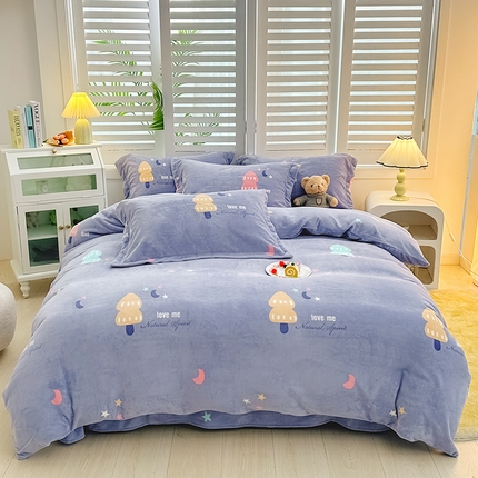 91家纺网 家纺一手货源 找家纺 （总）新款230克高克重印花牛奶绒四件套定做定制尺寸